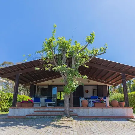 Holiday home Helloelba Villino Michela Lacona