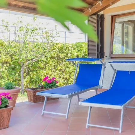 Holiday home Helloelba Villino Michela Lacona